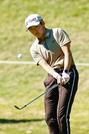 　最終日、通算１６アンダーで優勝した岩井明愛＝東名ＣＣ