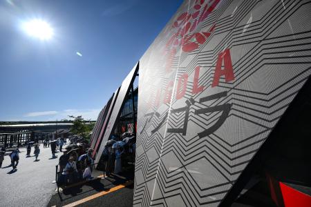 　大阪・関西万博のアンゴラ館＝２２日午後、大阪市此花区の夢洲