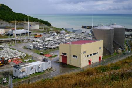 　ロシア南部ノボロシースクにある「カスピ海パイプラインコンソーシアム（ＣＰＣ）」の施設＝２０２１年８月（タス＝共同）