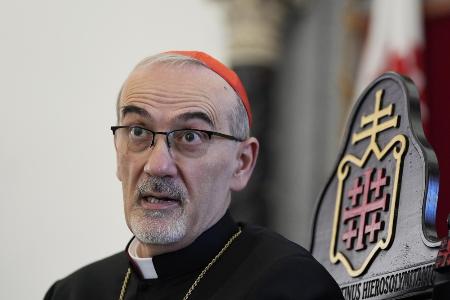 　ローマ・カトリック教会のエルサレム・ラテン典礼総大司教を務めるピッツァバッラ枢機卿＝昨年１０月、エルサレム旧市街