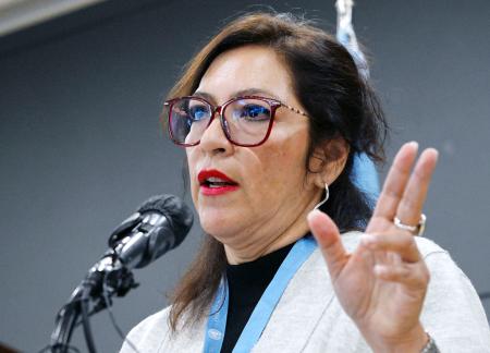 　北朝鮮の人権問題を巡り、記者会見する国連のサルモン特別報告者＝６日、韓国・ソウル（共同）