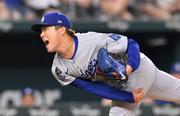 　レンジャーズ戦に先発し、７回無失点の好投で３勝目を挙げたドジャース・山本＝アーリントン（共同）