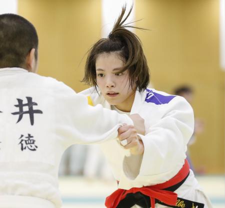 　柔道の世界選手権に向け、調整する女子５２キロ級の阿部詩＝東京都北区の味の素ナショナルトレーニングセンター