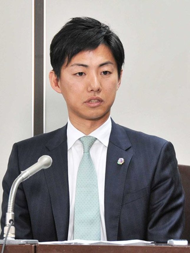 藤井浩人氏