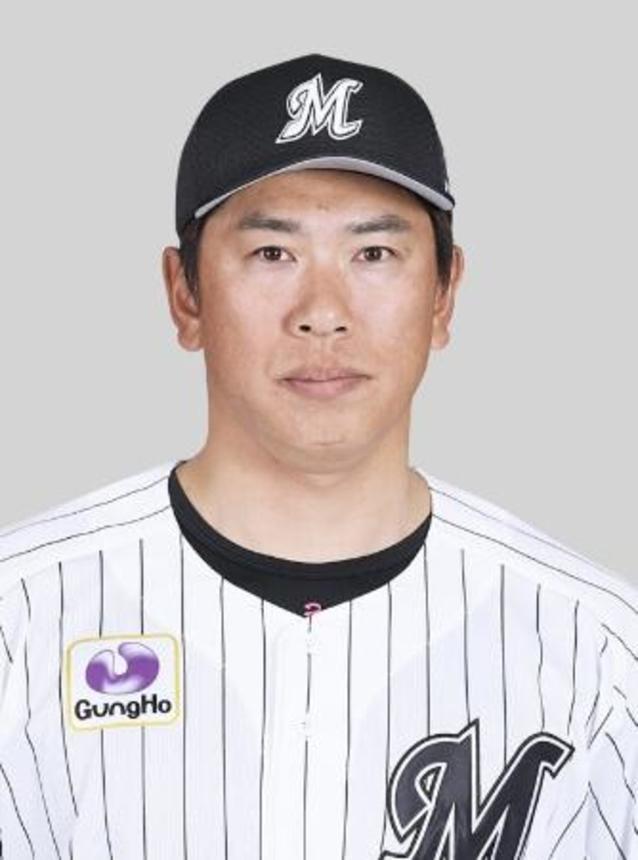 　ロッテの角中勝也外野手