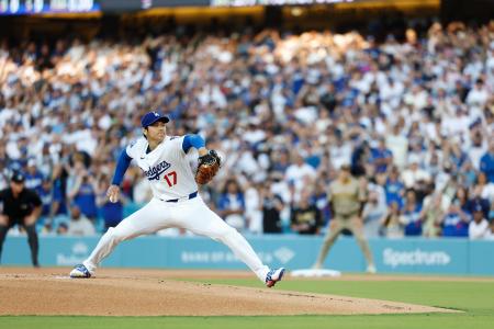 　２季ぶりに投打「二刀流」が復活した米大リーグ、ドジャースの大谷翔平＝１６日、ロサンゼルス（共同）