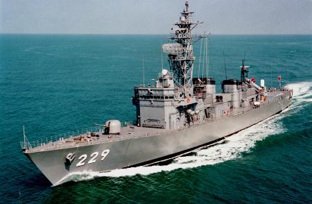 　護衛艦「あぶくま」（海上自衛隊ホームページより）