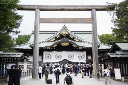 　靖国神社＝東京・九段北