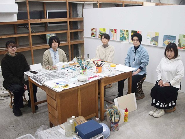 共同アトリエ「Ｐｏｍｉｎｏ」を立ち上げた美術家たち＝岐阜市美殿町、Ｐｏｍｉｎｏ