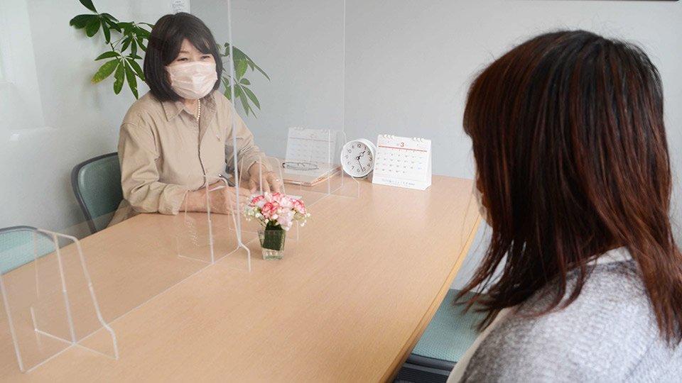 職員が被害者の相談に応じる「ぎふ犯罪被害者支援センター」。計画に基づき、市町村との連携を深める＝３１日午後、岐阜市薮田南