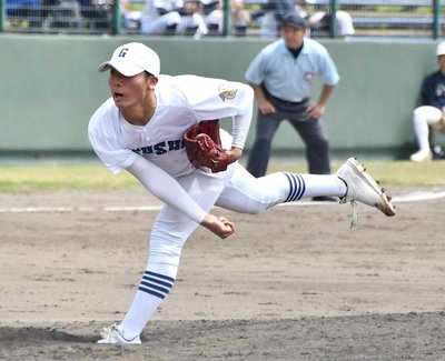先発し、中京打線を内野安打１本の５回無視点に抑えた県岐阜商の武藤遼成