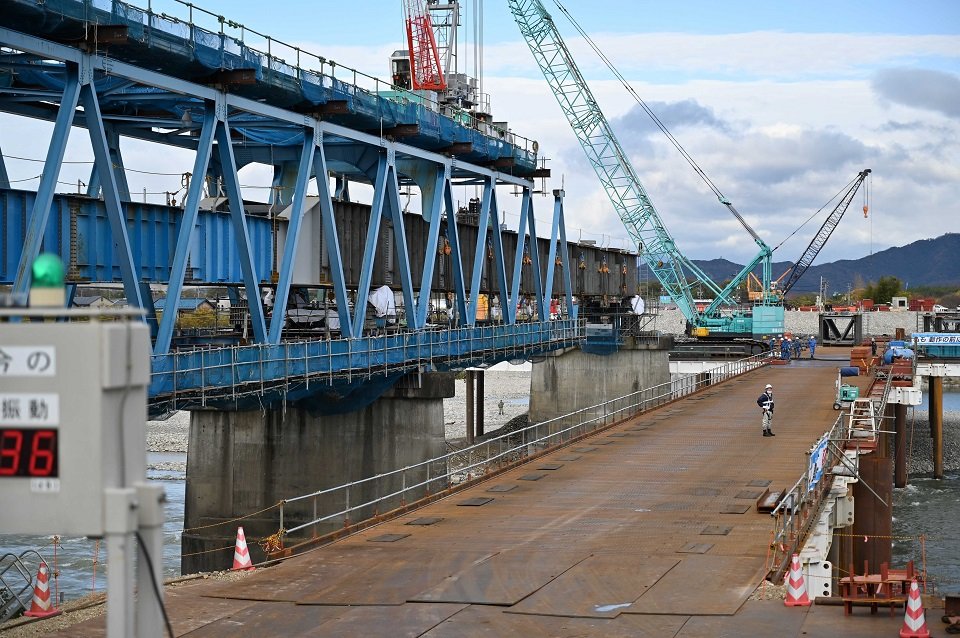 新設工事が始まった川島大橋