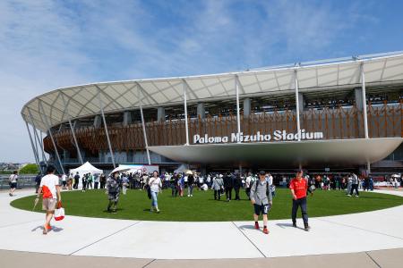 　建て替え工事が完了したパロマ瑞穂スタジアム＝１８日、名古屋市