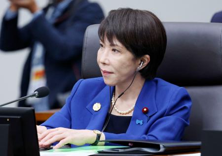 　ＡＰＥＣ首脳会議の会合に臨む高市首相＝３１日、韓国・慶州（ＡＰ＝共同）