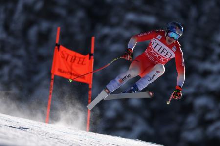 　優勝したスイスのマルコ・オーデルマット＝４日、米コロラド州ビーバークリーク（ゲッティ＝共同）