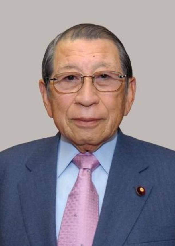 　綿貫民輔さん