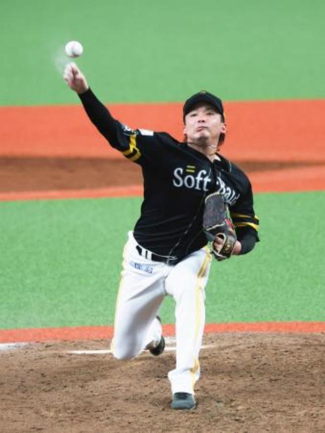 　西武戦に先発し７回１失点で今季初勝利を挙げたソフトバンク・東浜＝ベルーナドーム