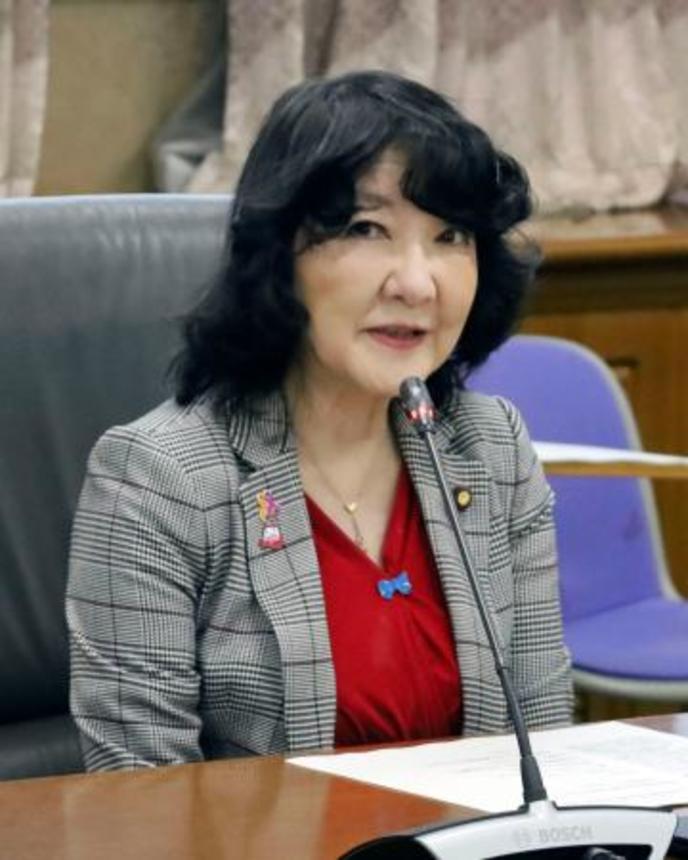 　全国財務局長会議で発言する片山財務相＝６日午前、財務省