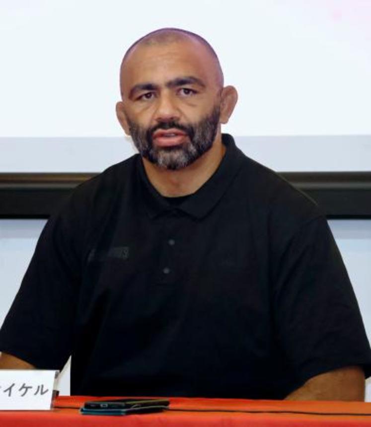　ラグビーのリーグワン１部ＢＬ東京のシーズン総括会見に出席した日本代表のリーチ＝１１日、東京都府中市