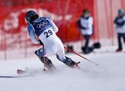 　女子回転　１回目に途中棄権した安藤麻＝コルティナダンペッツォ（共同）