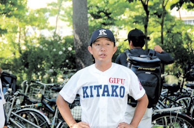 近藤潤一監督